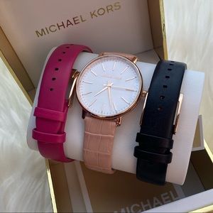 ❌❌❌❌SOLD❌❌❌❌❌Michael Kors Pyper Rose Gold Watch